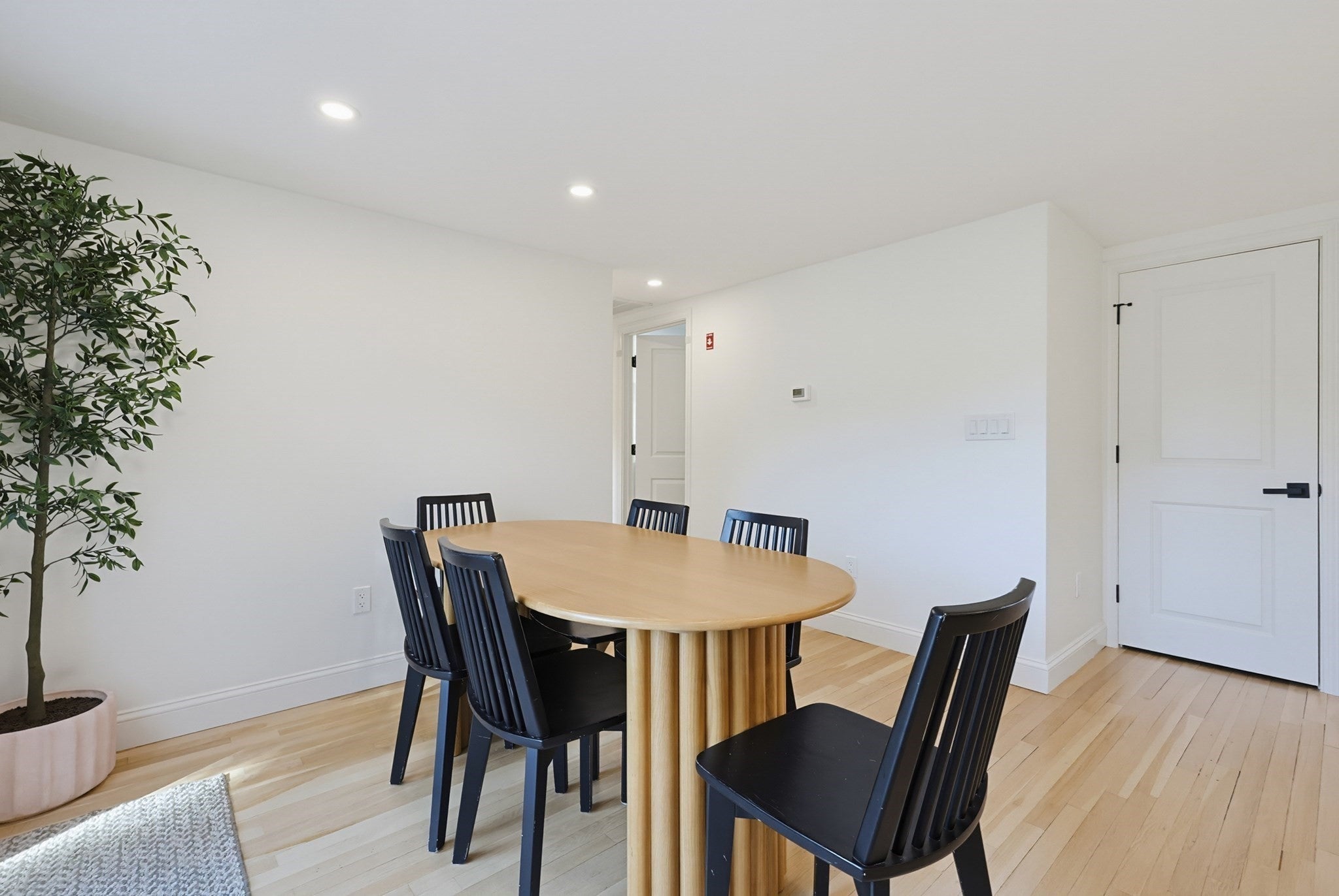 7 Phoenix Road, Auburn, MA, 7 Phoenix Road, Auburn, MA Photo #13