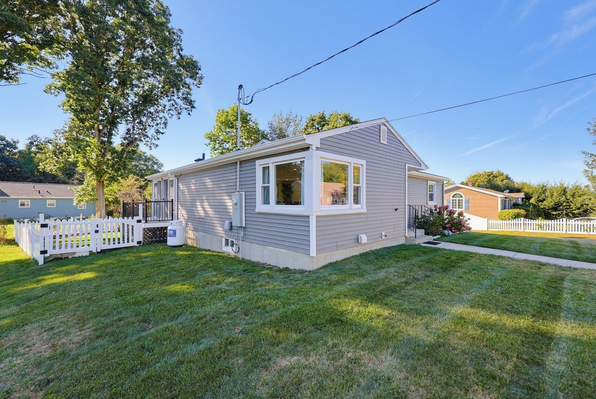 7 Phoenix Road, Auburn, MA, 7 Phoenix Road, Auburn, MA Photo #36