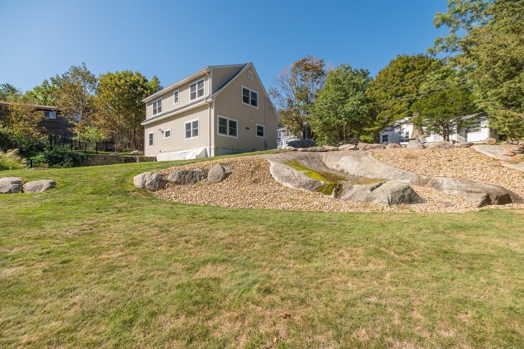 2 Hunter Road, Gloucester, MA, 2 Hunter Road, Gloucester, MA Photo #5