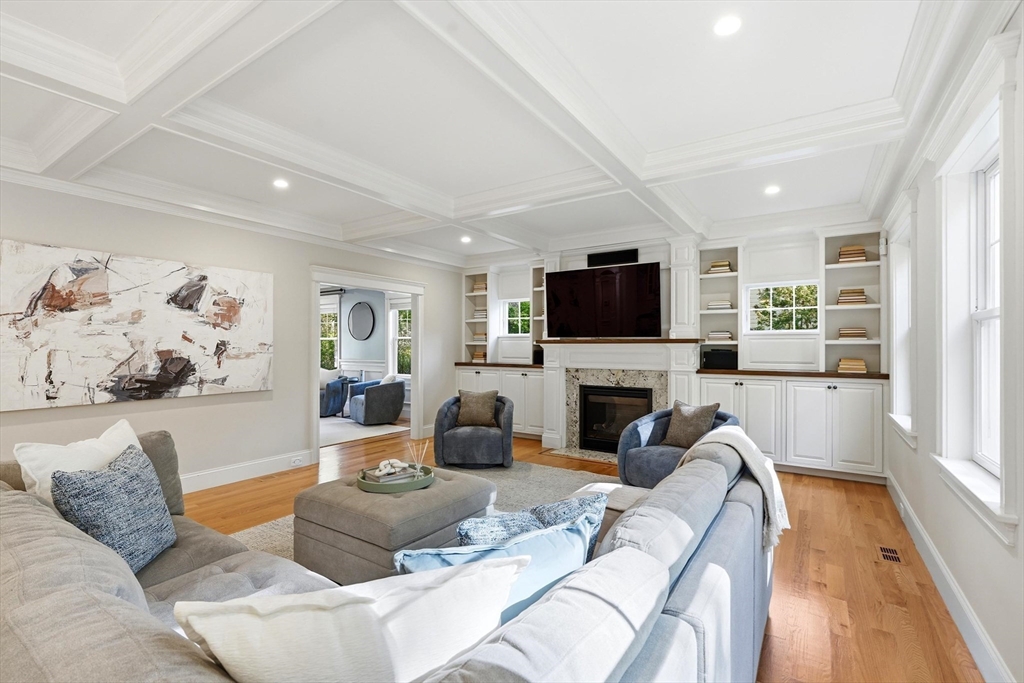 6 Flintlock Rd