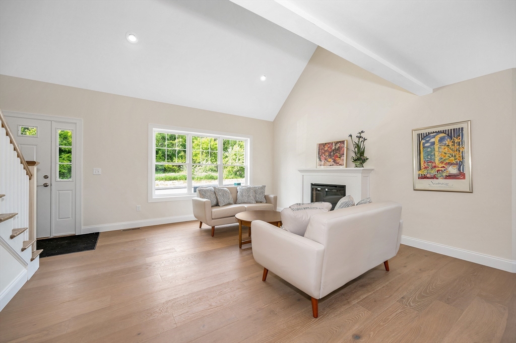3 Louis Farm Road 3