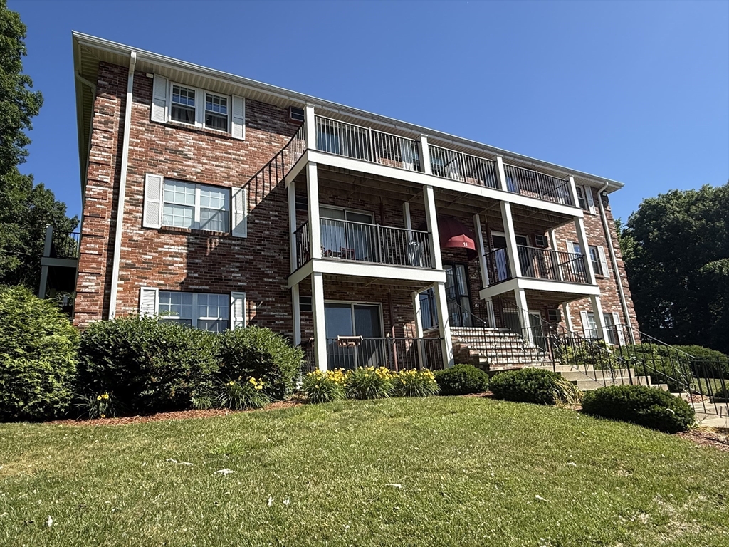 11 Kenmar Drive 10