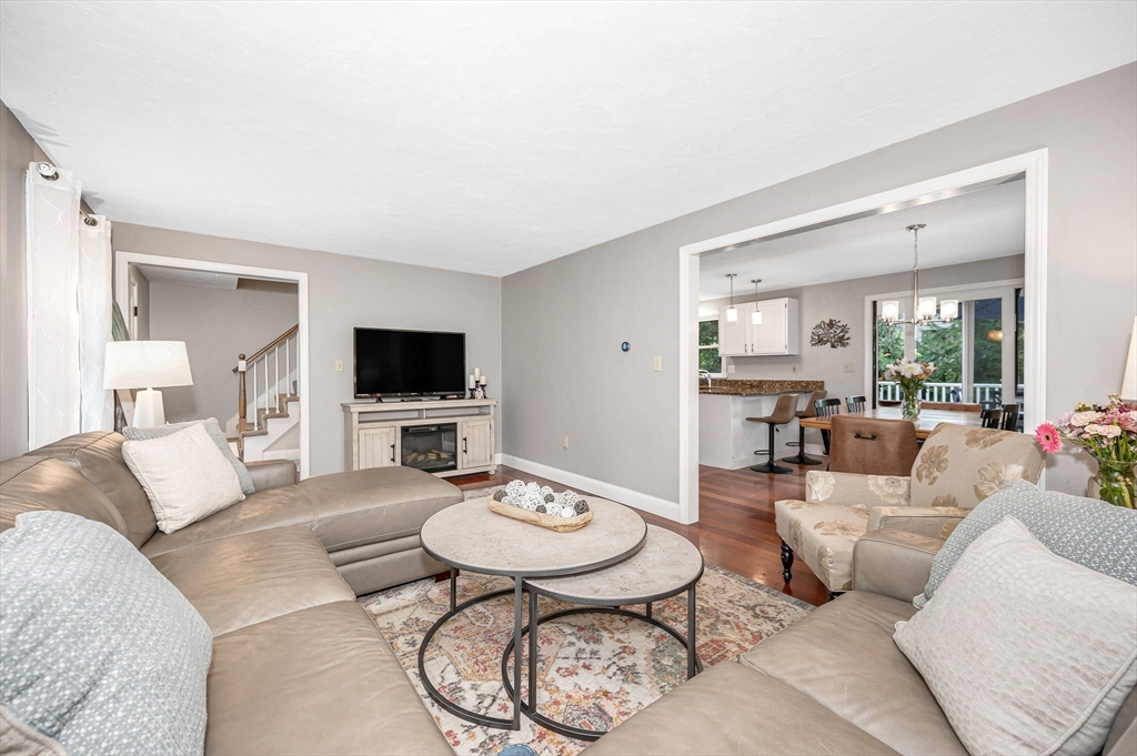 158 Lost Lake Dr