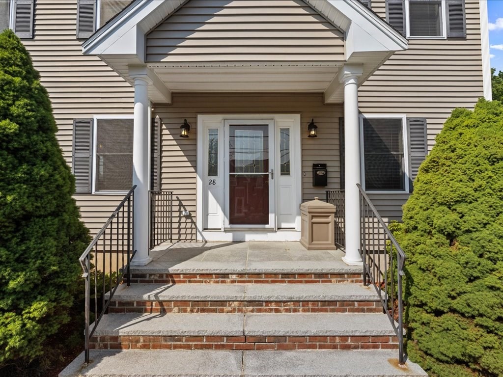 28 Pine Street