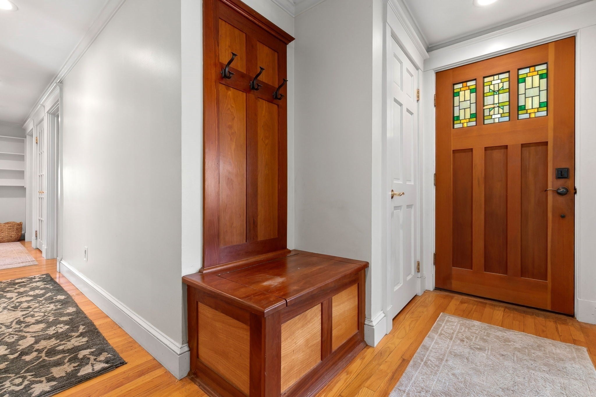 186 Mckay St