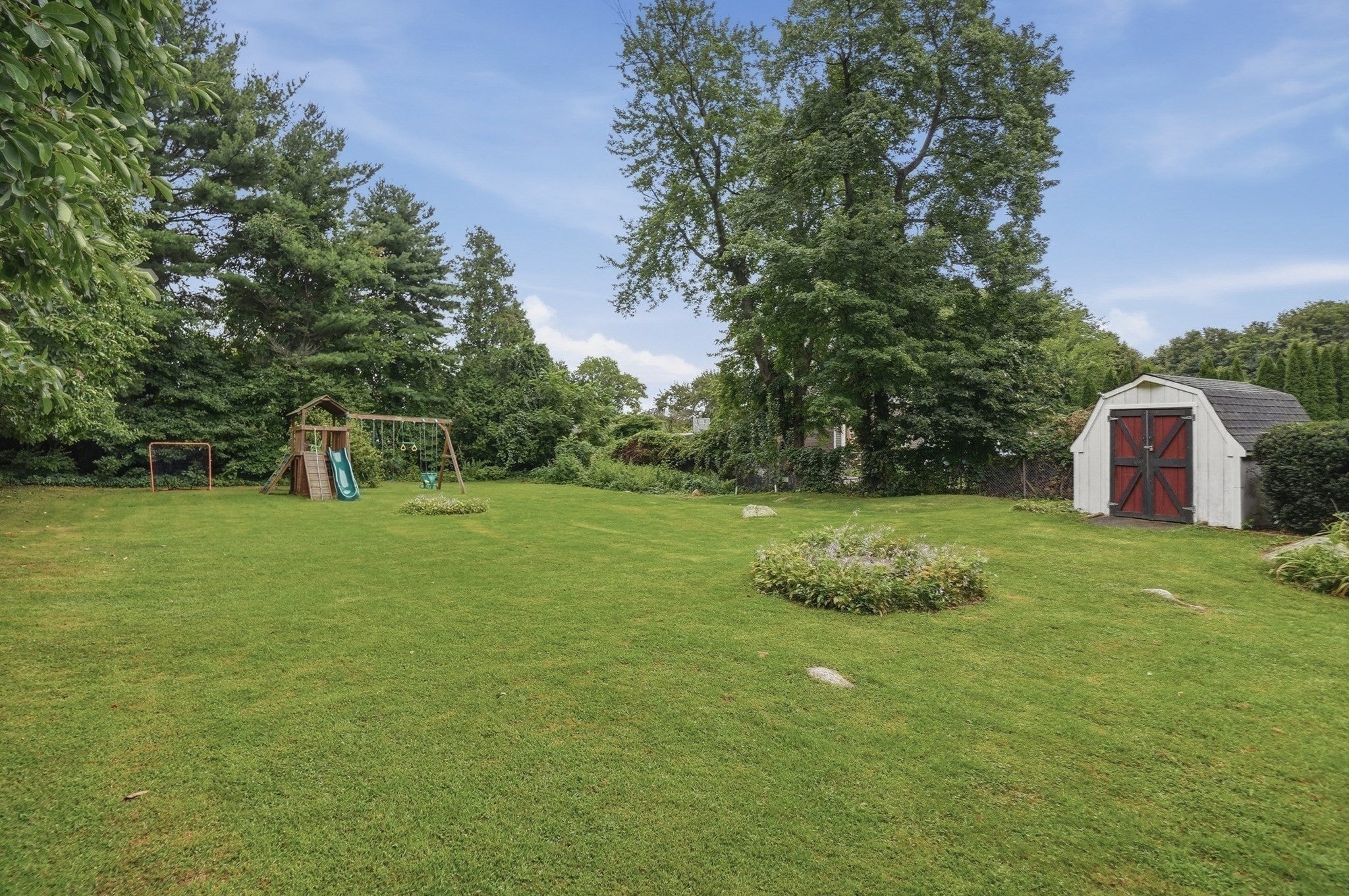 15 Highland Street, Milford, MA Photo #36
