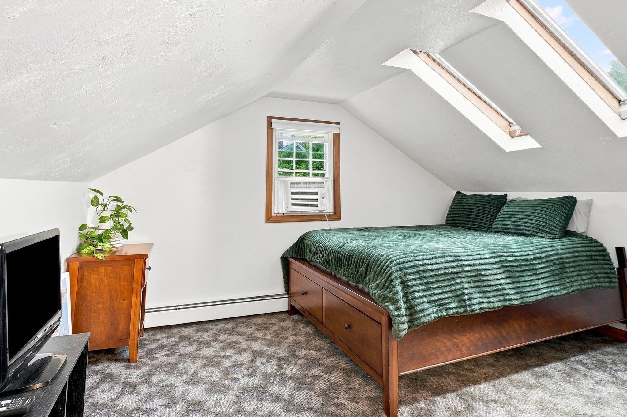 15 Highland Street, Milford, MA Photo #23