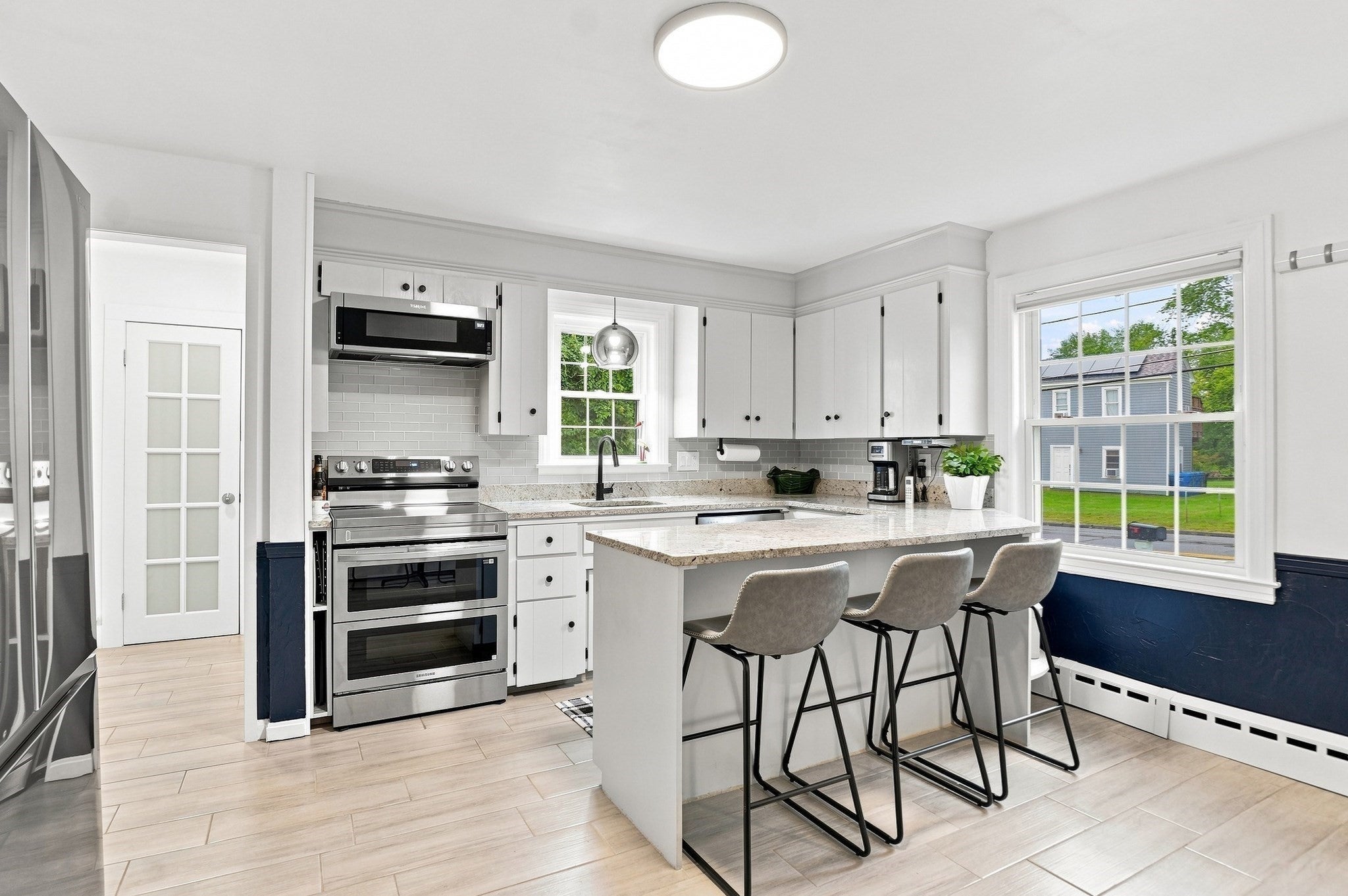 15 Highland Street, Milford, MA Photo #3