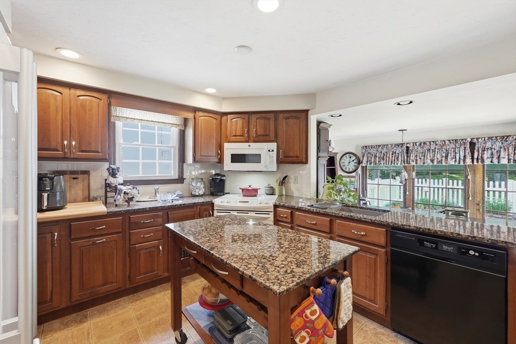 22 Kingsbury Rd