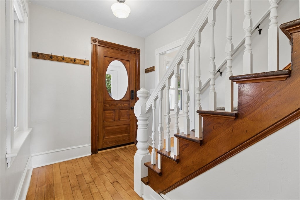 9 Crane Ave, Maynard, MA, 9 Crane Ave, Maynard, MA Photo #4