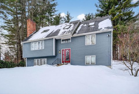 Photo of 106 School St, Northborough, MA 01532 (MLS # 73477591)