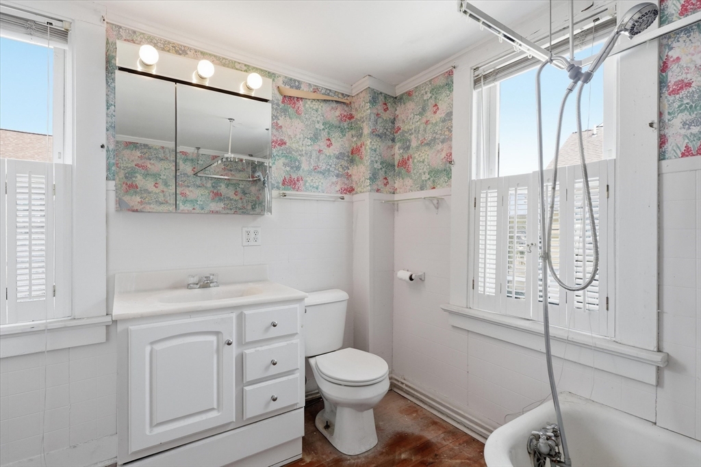 8 Vernon Ct, Newburyport, MA Photo #28