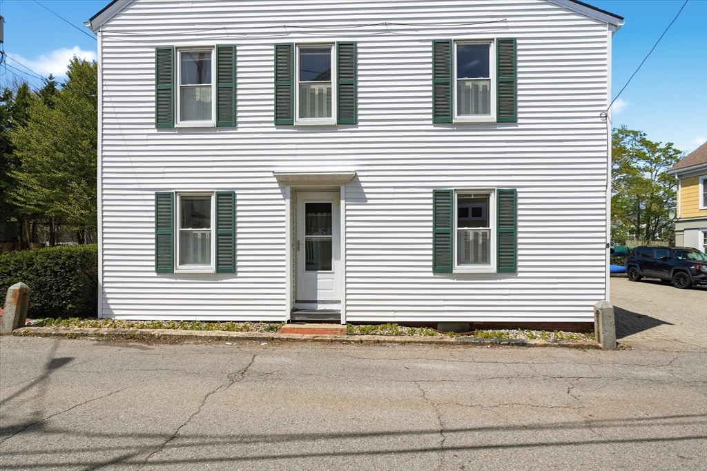 8 Vernon Ct, Newburyport, MA Photo #5