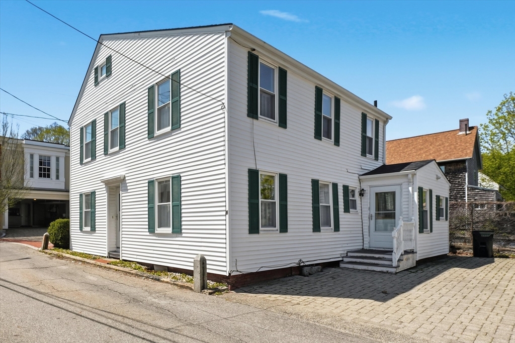 8 Vernon Ct, Newburyport, MA Photo #4