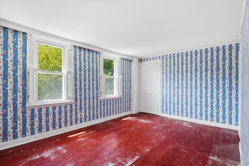 8 Vernon Ct, Newburyport, MA Photo #24