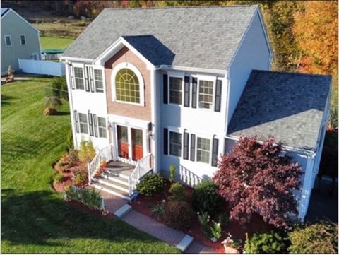 204 Roosevelt St Fitchburg MA 01420