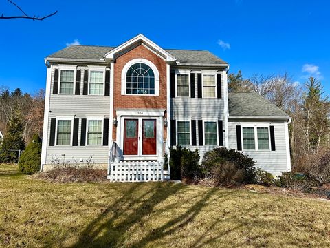 204 Roosevelt St Fitchburg MA 01420