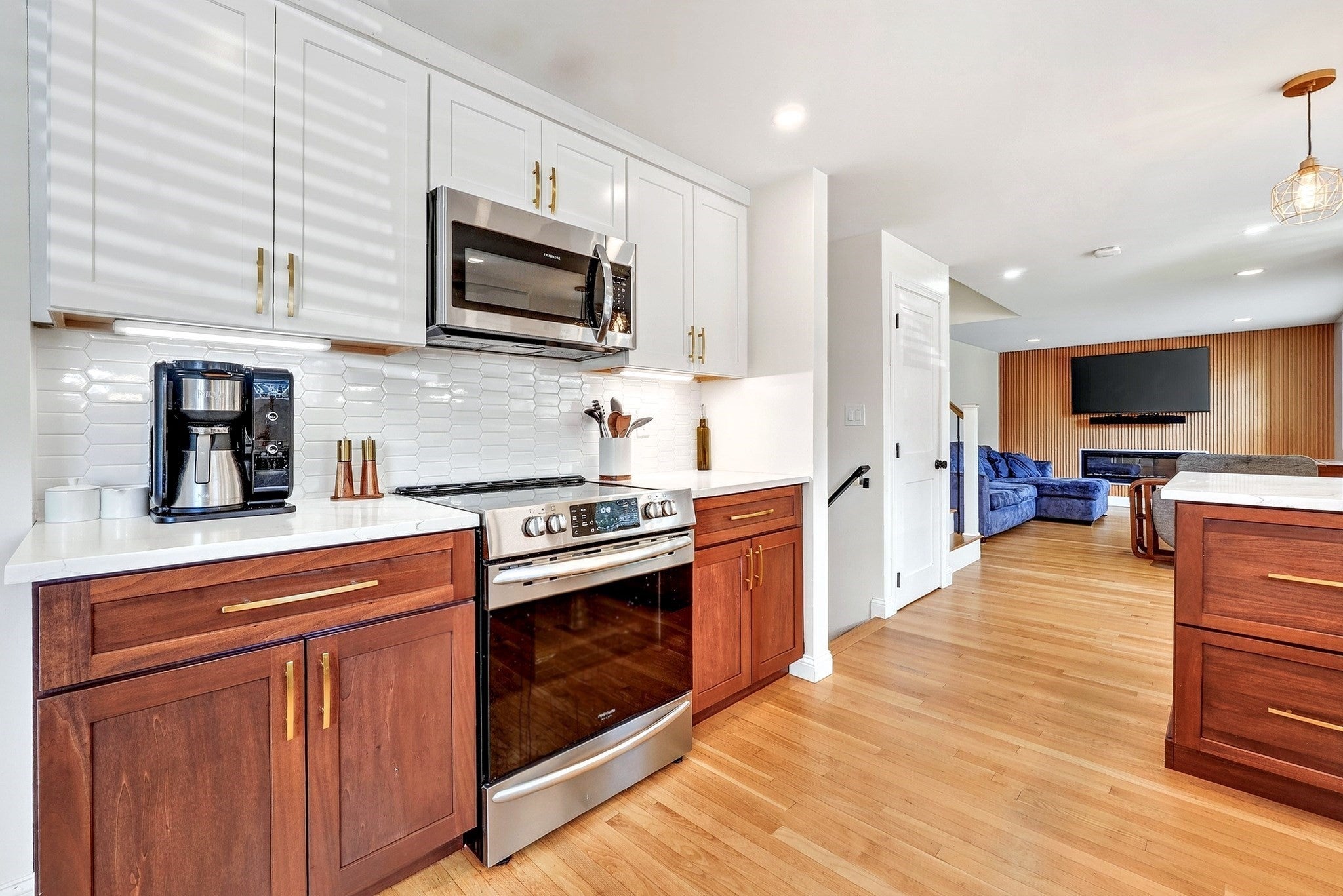22 Hobson Ave.