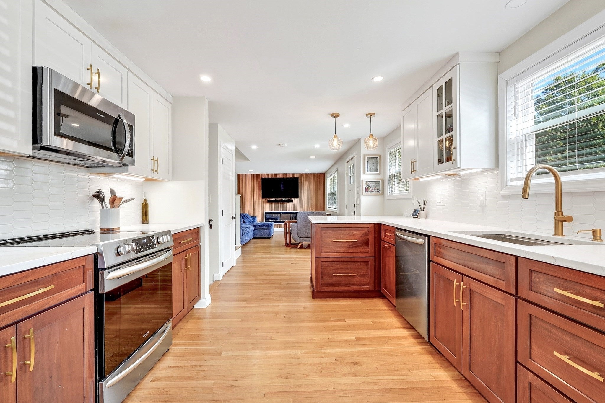 22 Hobson Ave.