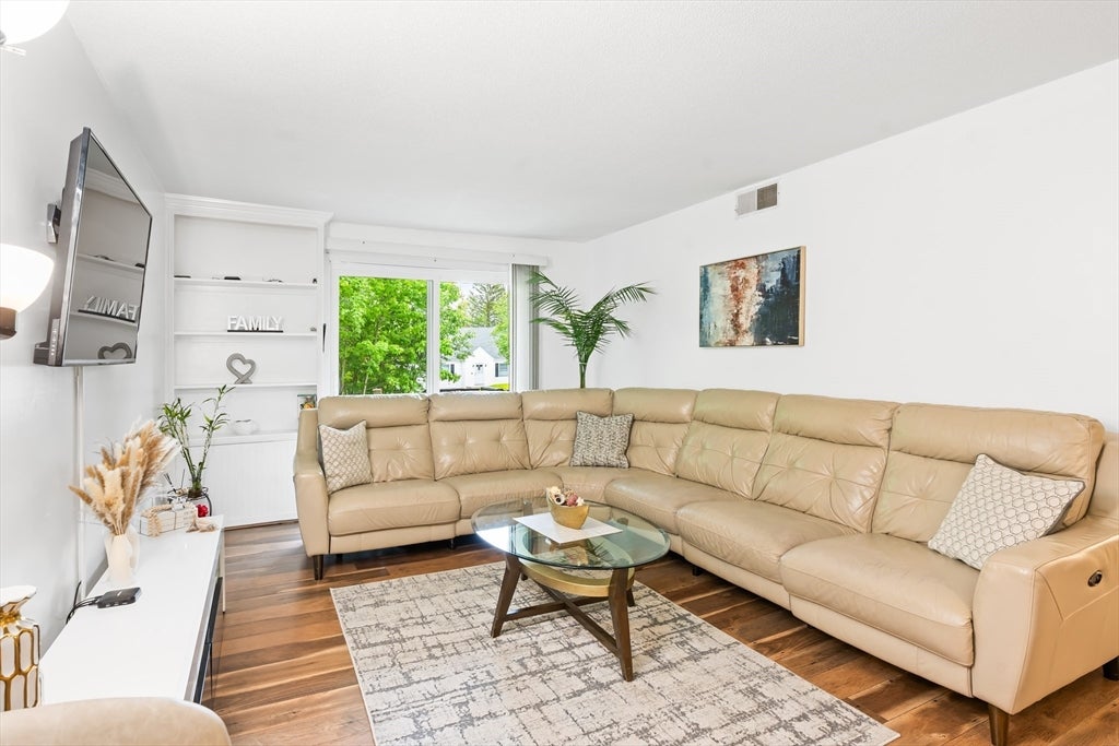 176 Maple Ave #1-26, Rutland, MA, 176 Maple Ave #1-26, Rutland, MA Photo #2
