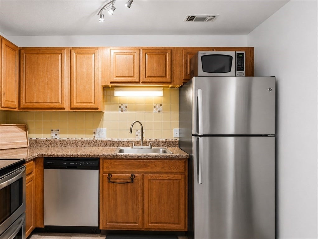 176 Maple Ave #1-26, Rutland, MA, 176 Maple Ave #1-26, Rutland, MA Photo #4