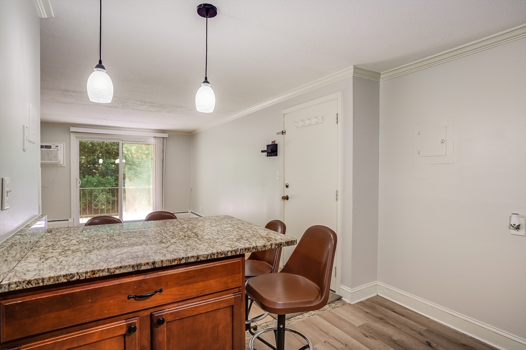 668 Robbins Ave 15