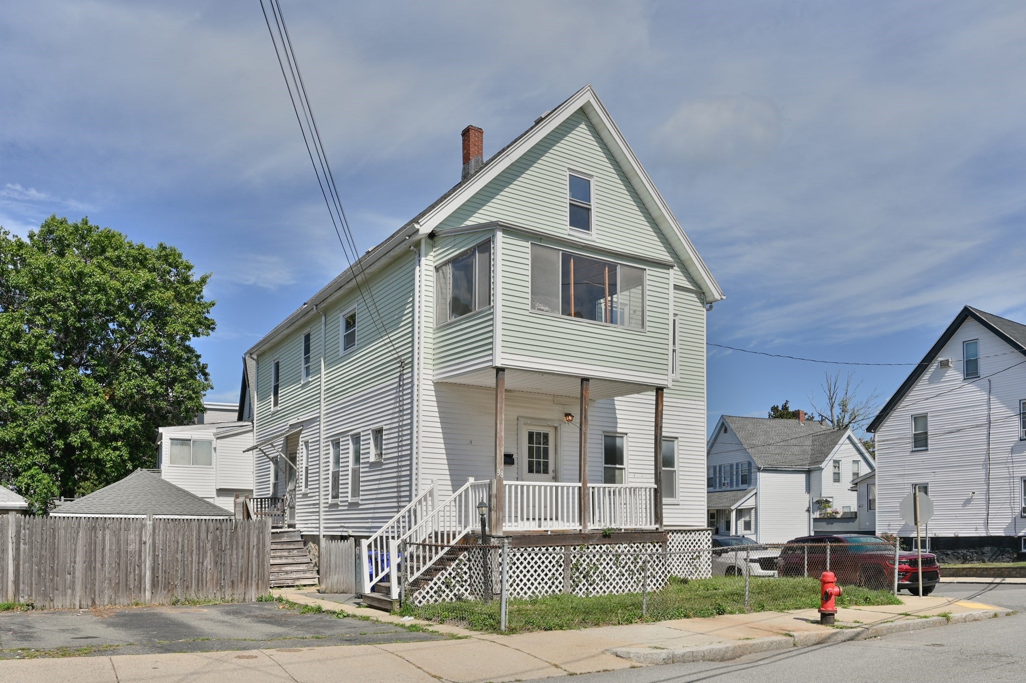 38 Clayton St