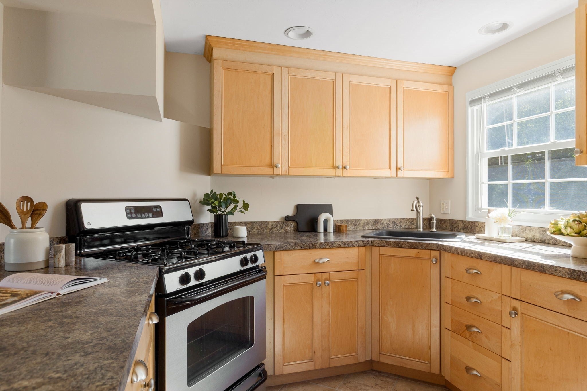 36 Roberts Drive #36, Bedford, MA Photo #6