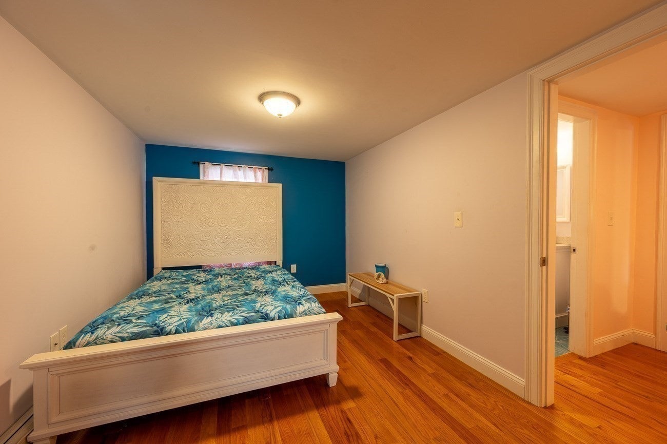 28 Heathcote St, Boston, MA Photo #24