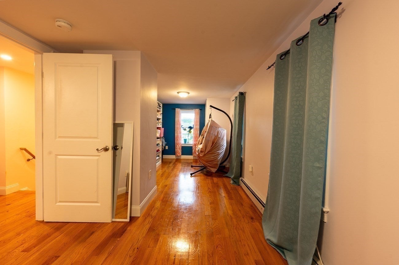 28 Heathcote St, Boston, MA Photo #25