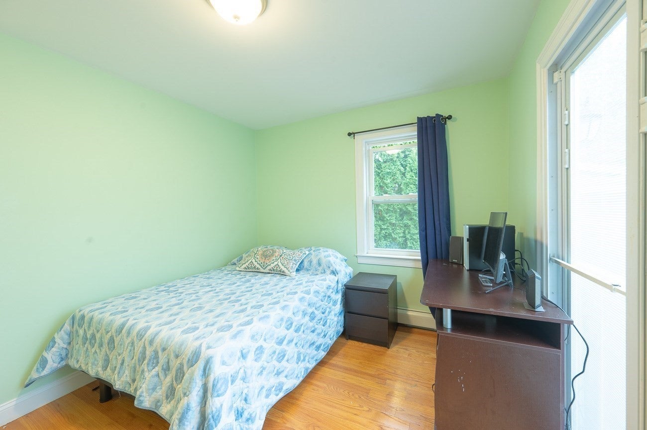 28 Heathcote St, Boston, MA Photo #16