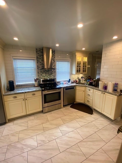 Photo of 34 Boston Ave #1, Somerville, MA 02144 (MLS # 73557534)