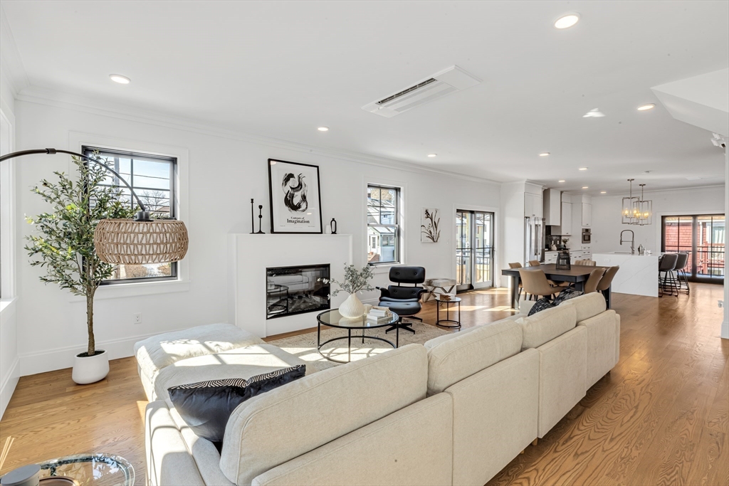 349 Baker Street A