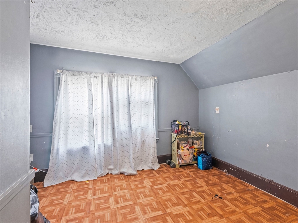 72 Sagamore Ave, Chelsea, MA Photo #31
