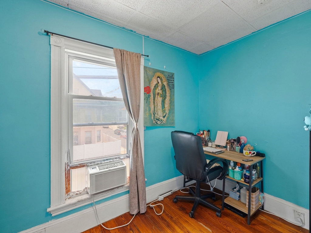 72 Sagamore Ave, Chelsea, MA Photo #25