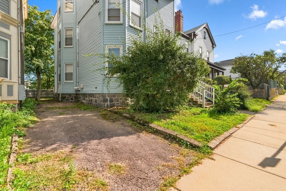 114-116 Thornton Street, Boston, MA Photo #36