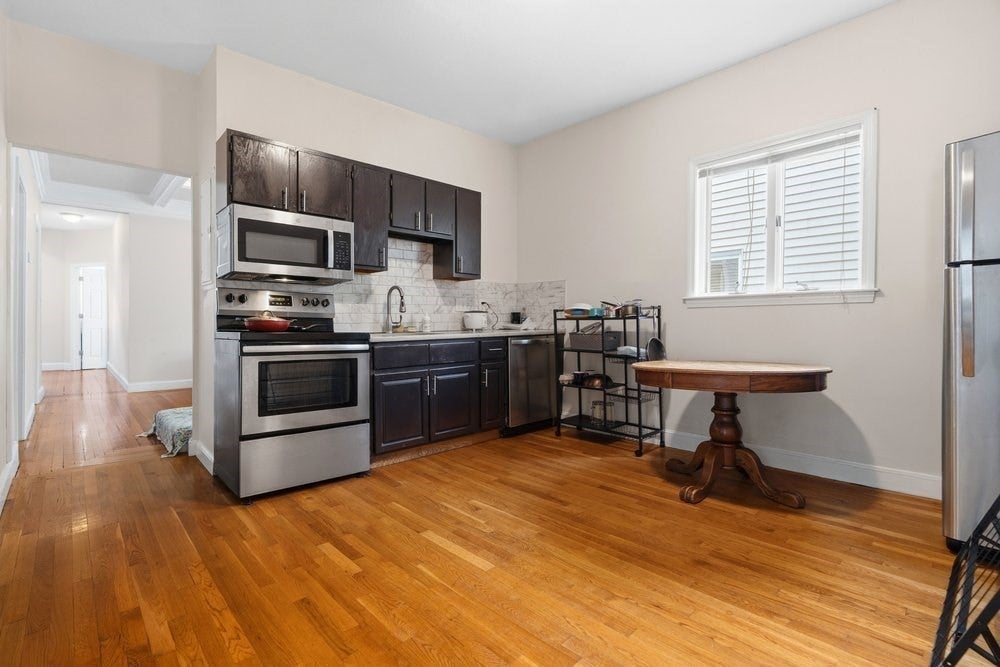 114-116 Thornton Street, Boston, MA Photo #12