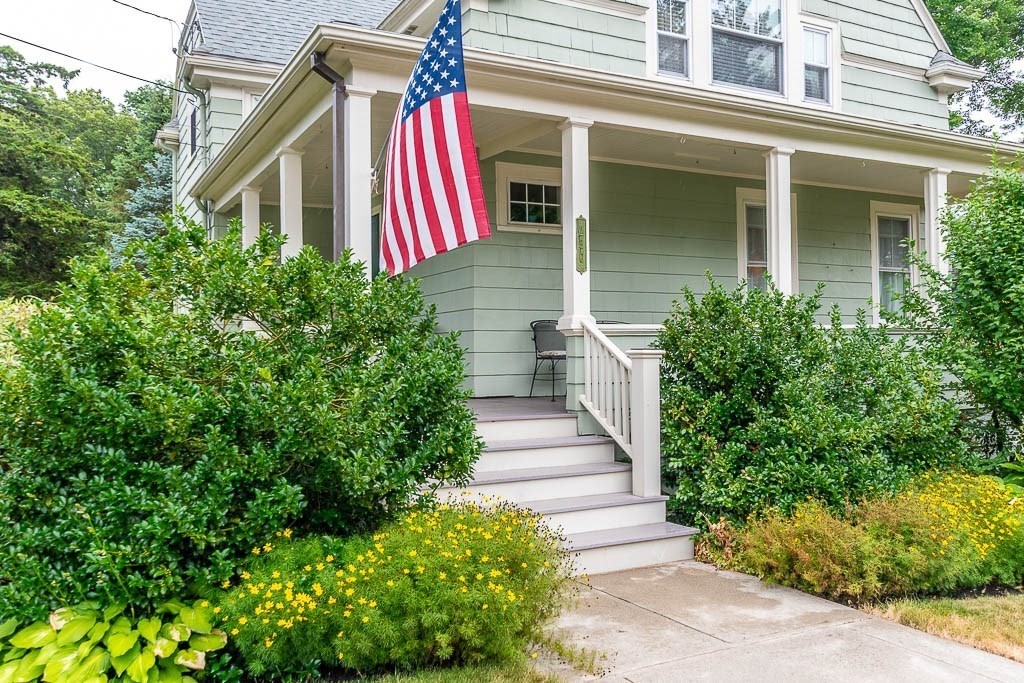 230 Cedar St