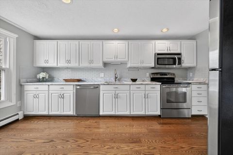 Photo of 14 Cedarledge Village #14, Cohasset, MA 02025 (MLS # 73510575)