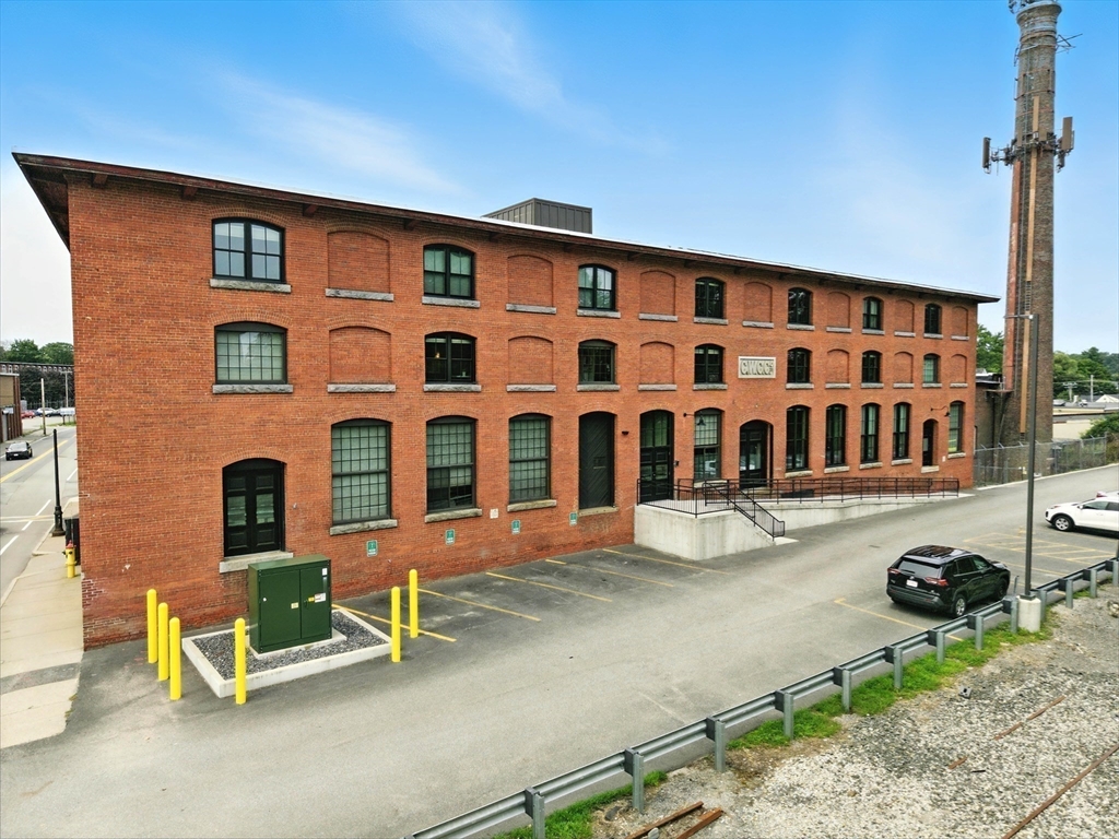 55 Sterling St #306, Clinton, MA Photo #1