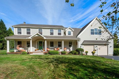 133 Dresser Hill Rd Charlton MA 01507