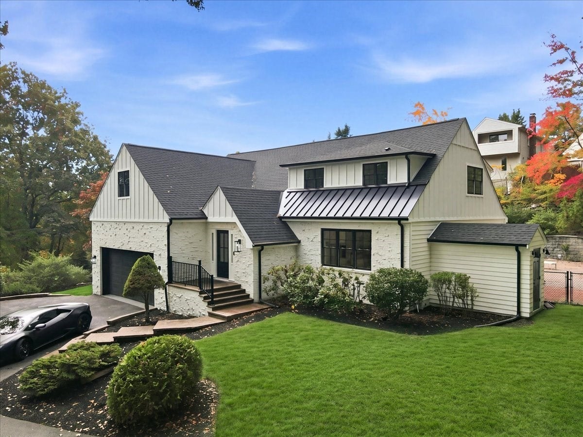 6 Pheasant Hill St