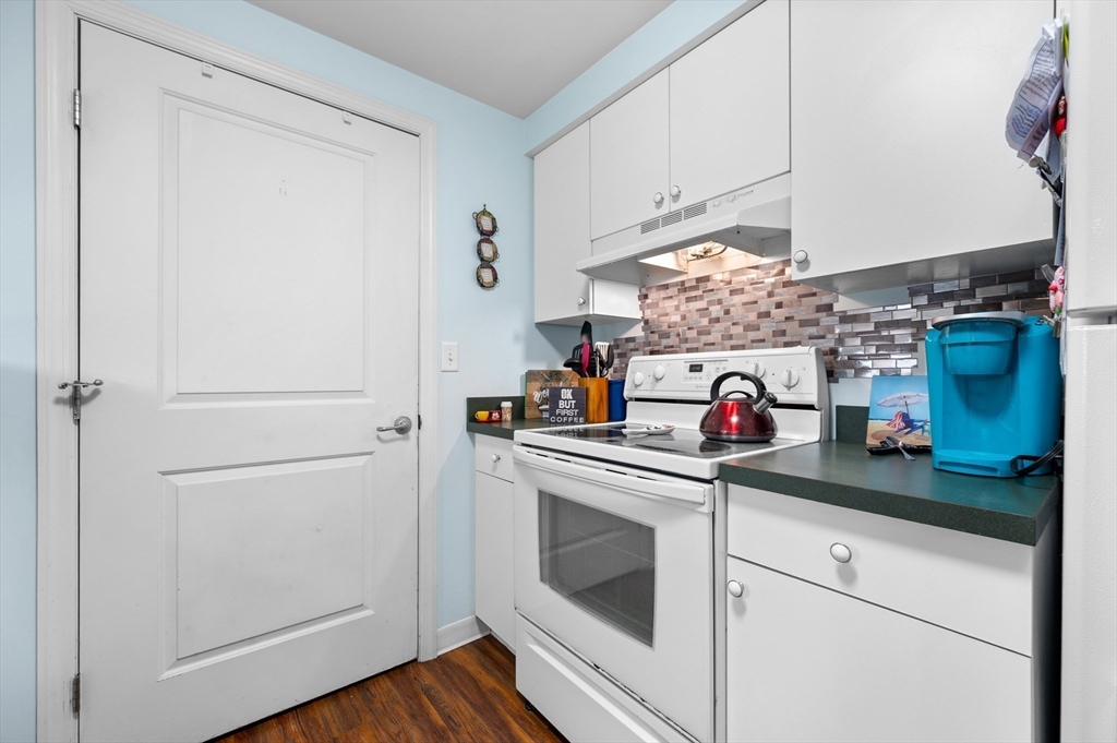 248 Main St 207
