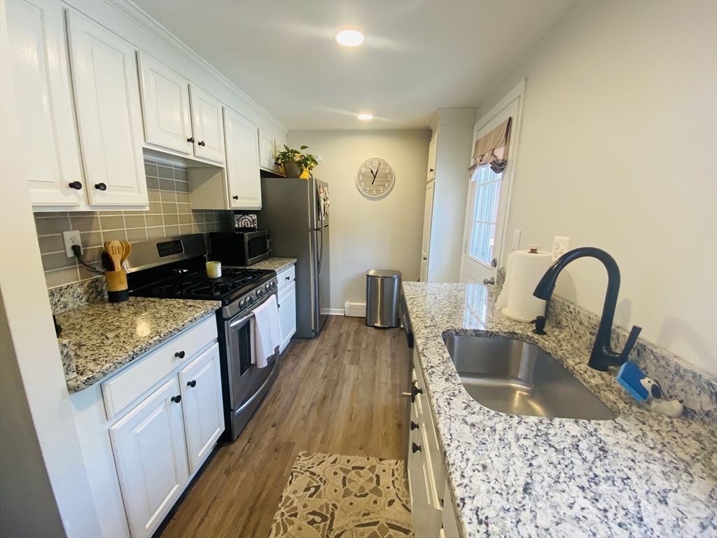 124 Kingston St 124