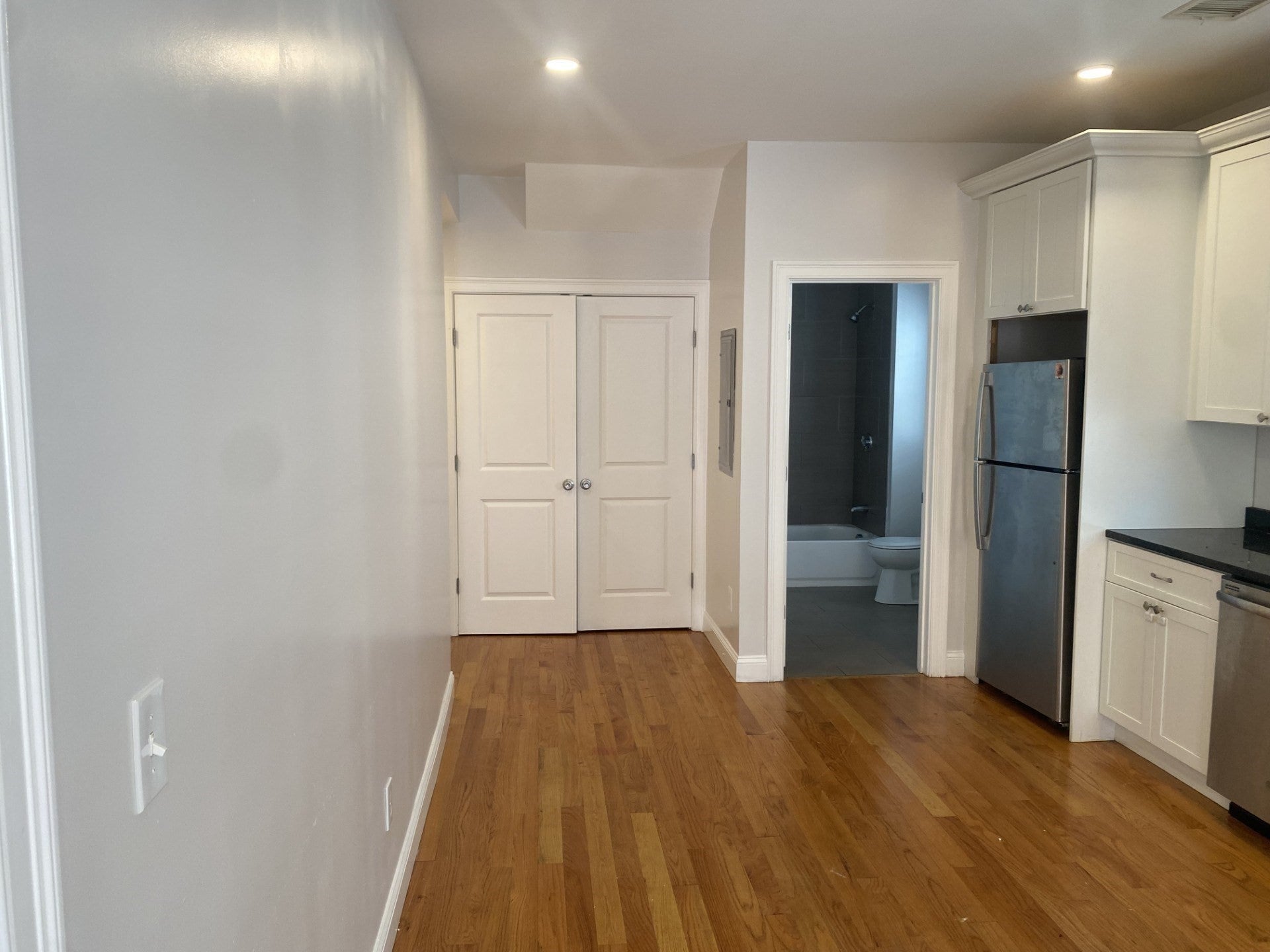 156 Bow ST #1, Everett, MA Photo #6