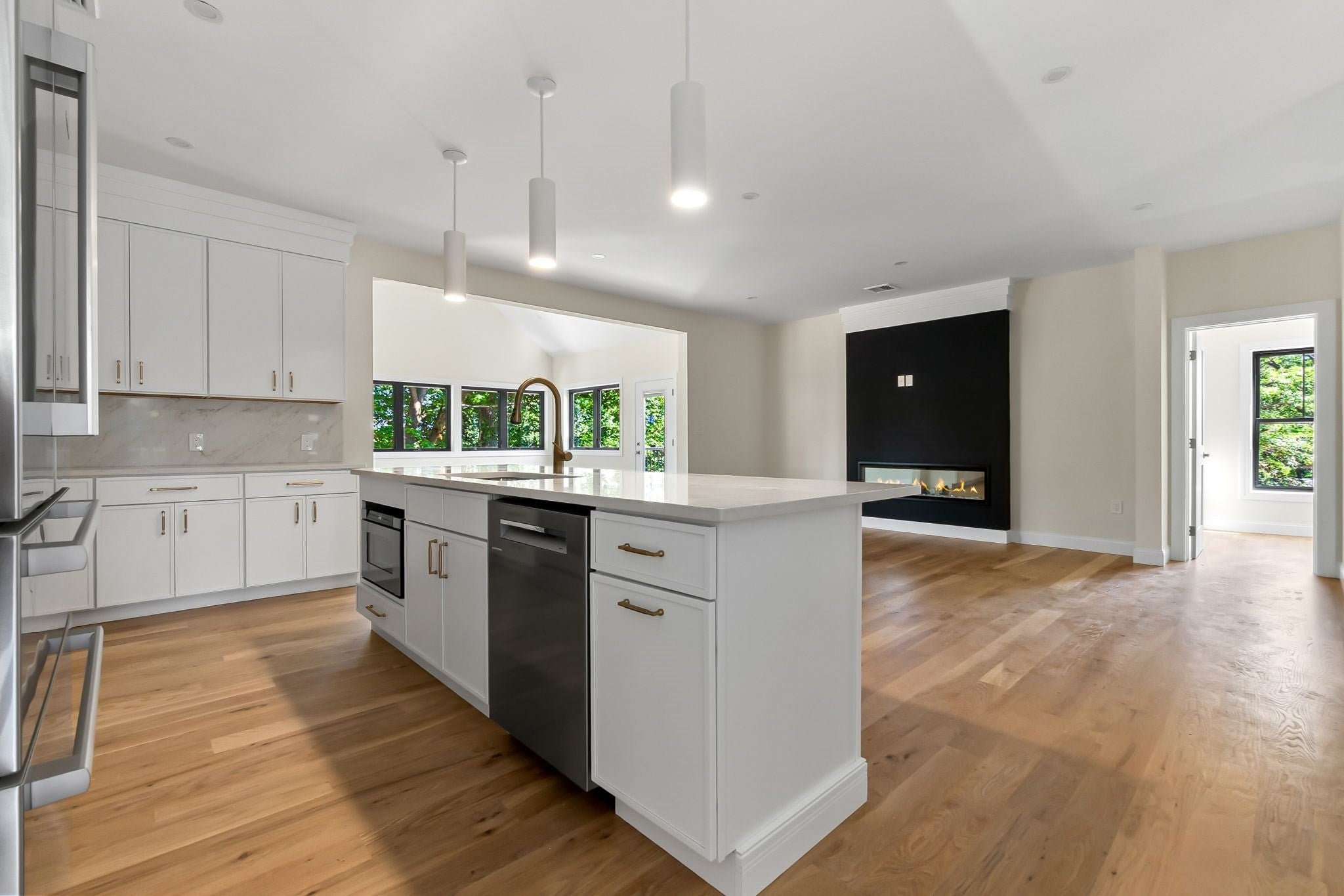 77 Farm St, Wakefield, MA Photo #13