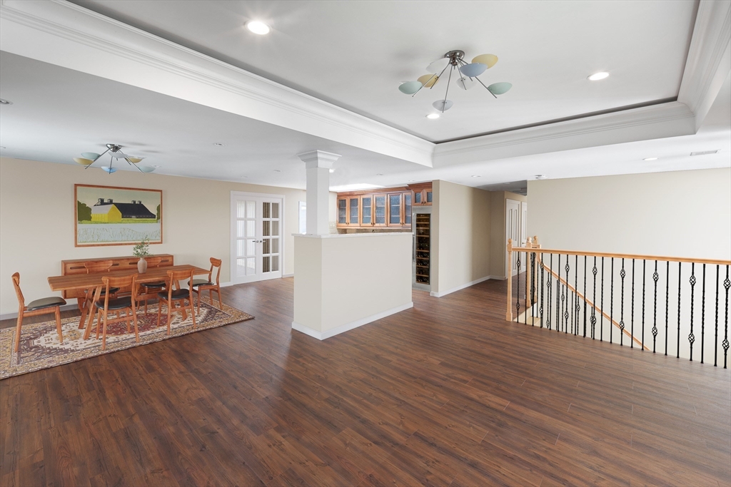 156 Woodbine Cir
