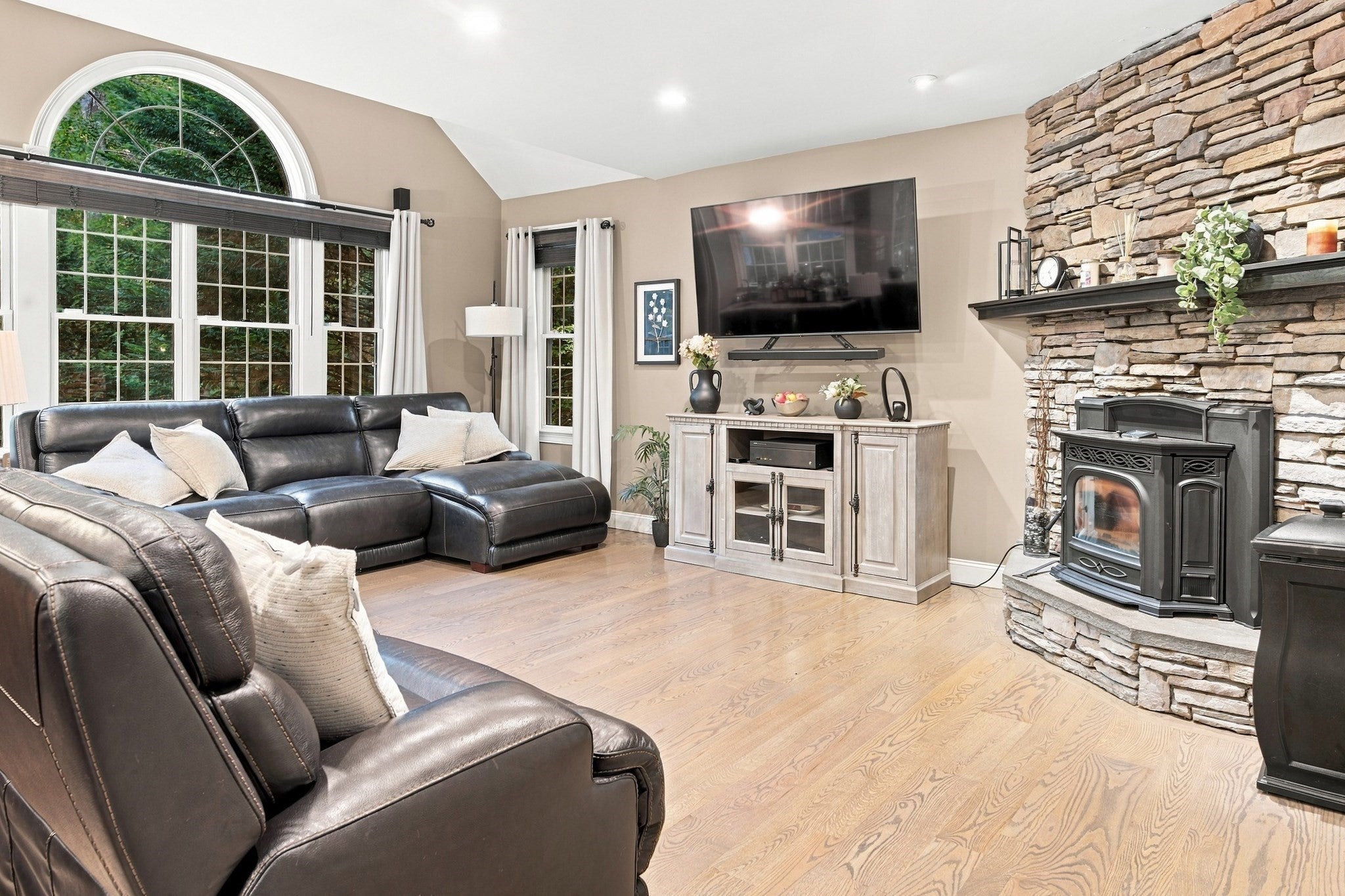 7 Washburn St, Norton, MA, 7 Washburn St, Norton, MA Photo #8