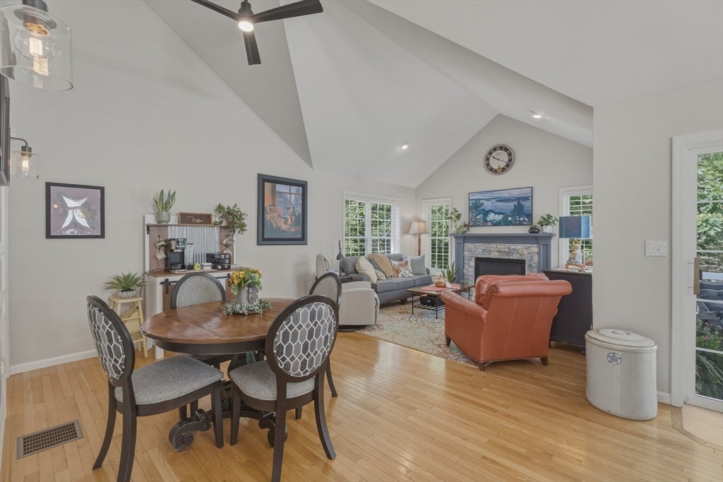 6 Wyndbrook Ln #6, Tyngsborough, MA, 6 Wyndbrook Ln #6, Tyngsborough, MA Photo #6