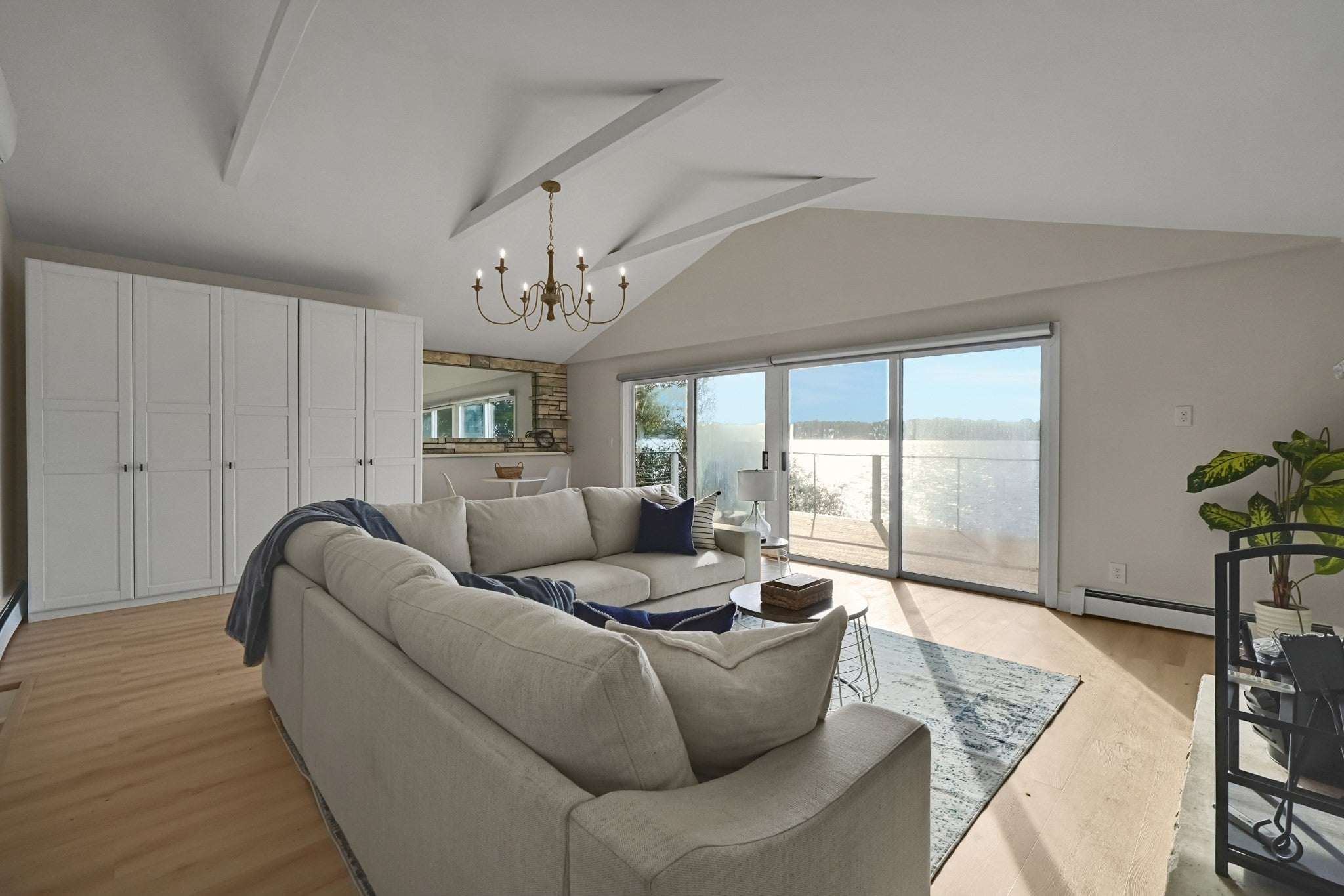 23 Plymouth Blvd, Westport, MA Photo #6